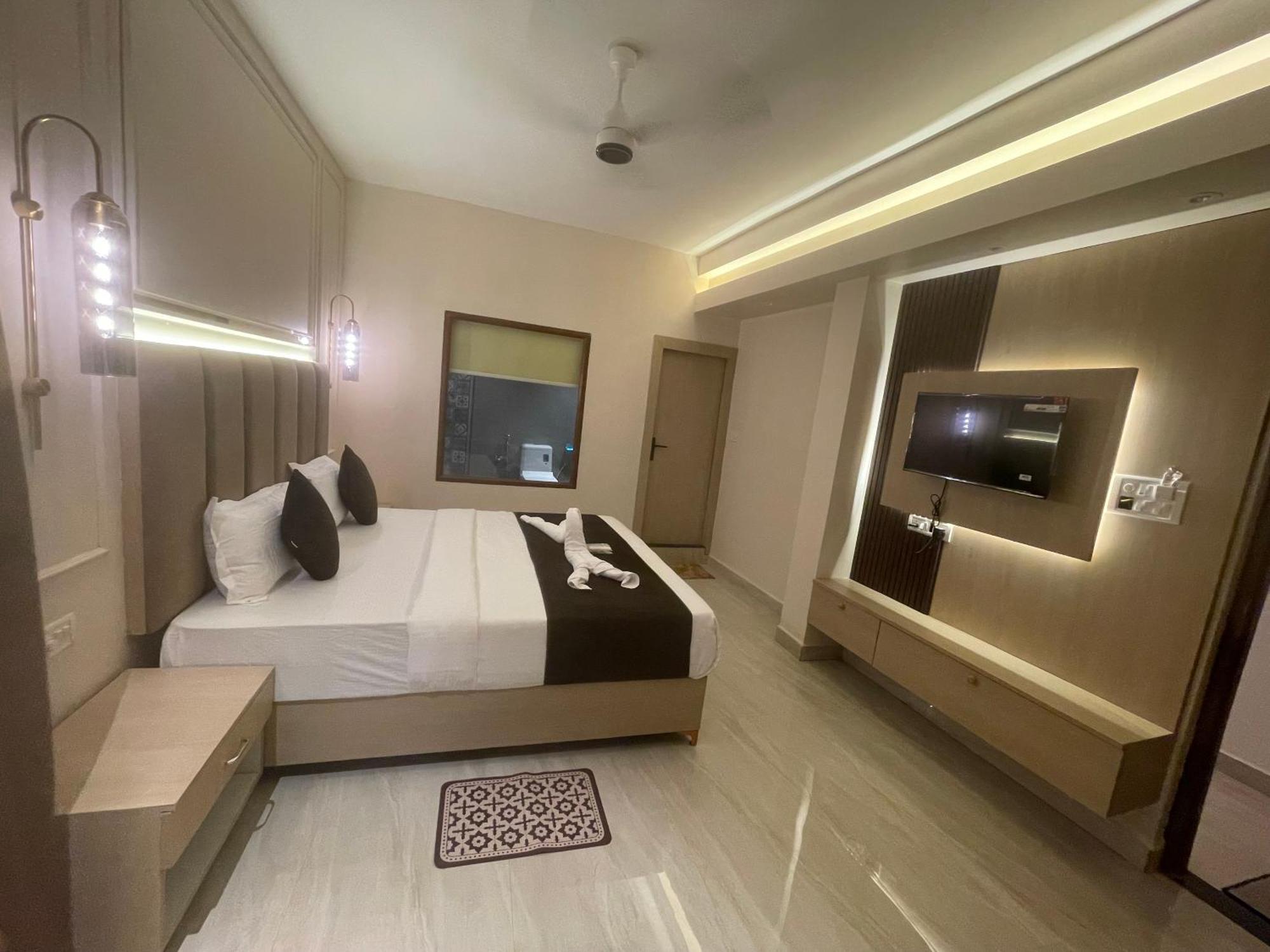 Royal Casa Baga Hotel Exterior photo